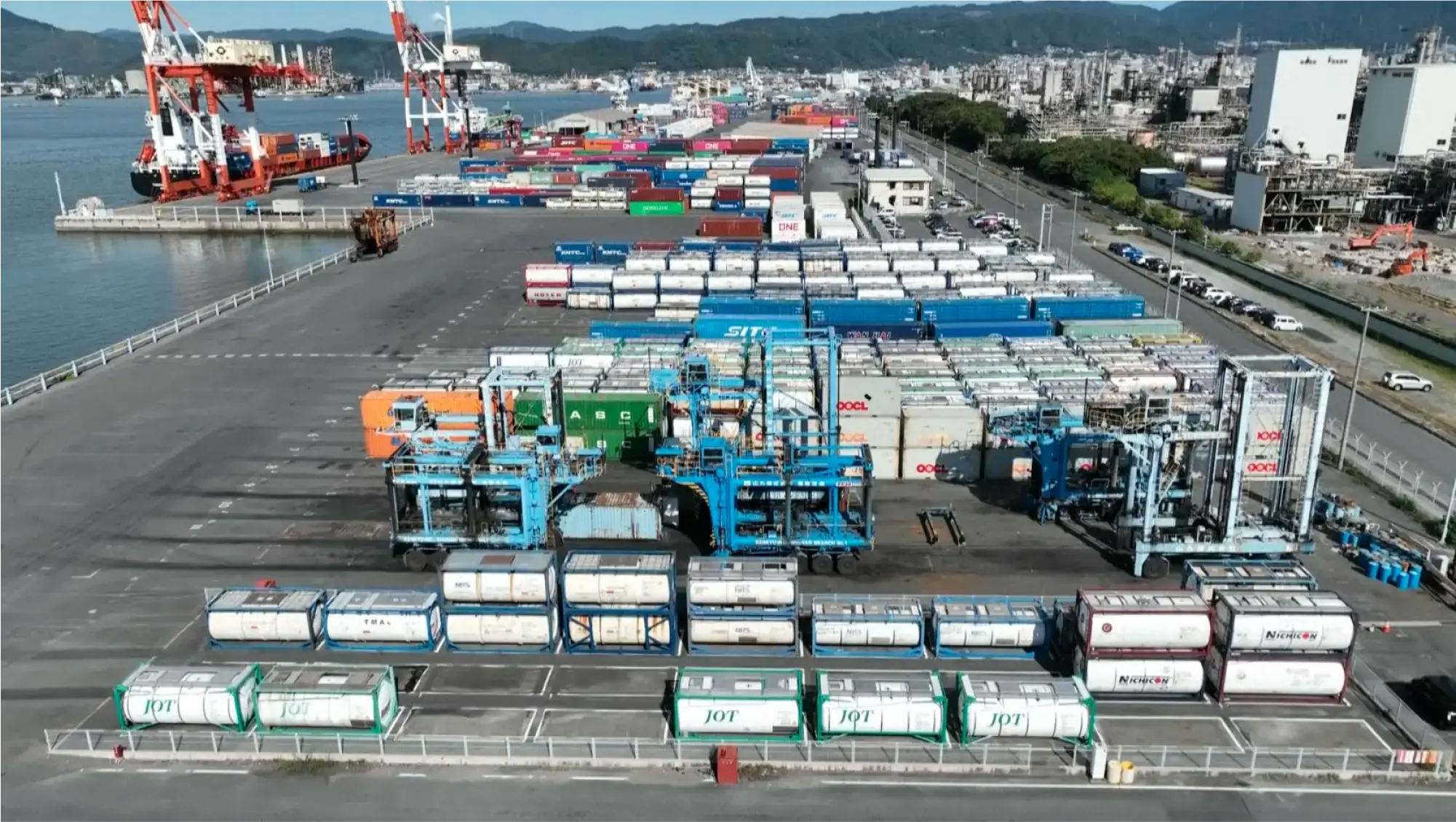 コンテナ貨物の写真